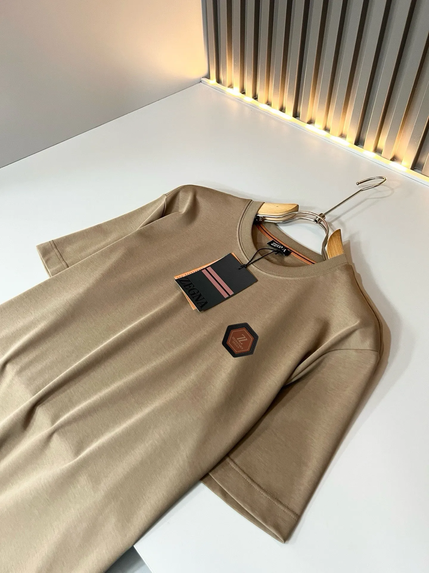 ，Ermenegildo Zeg*a * 2026 T ， ！ Classic ！ ！ ， 、 ！ 、 … Quality 。Size：M-3XL